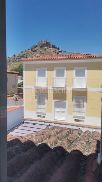 Foto 2d2e1c7f-bb21-4ae0-935d-9d48771ed9e1. Casa adossada amb aparcament a Burguillos del Cerro