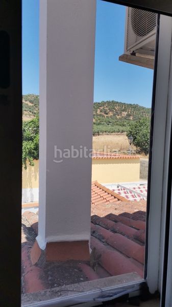 Foto 65ffd369-6fa2-44e4-a4d5-252ab9a55fb9. Casa adossada amb aparcament a Burguillos del Cerro