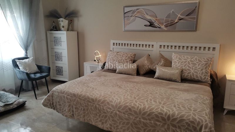 Foto f15219dd-3afd-457b-8546-0b2fe538ec73. Casa adossada amb aparcament a Burguillos del Cerro