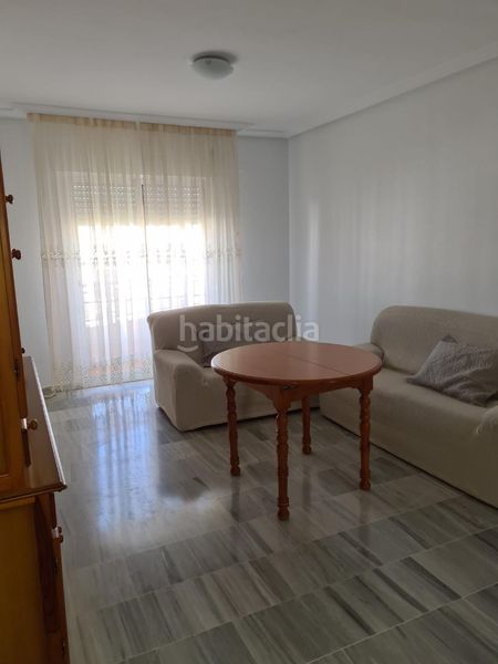 Foto b49ce670-16d0-458e-bdaf-7822155da77e. Pis a Almendralejo