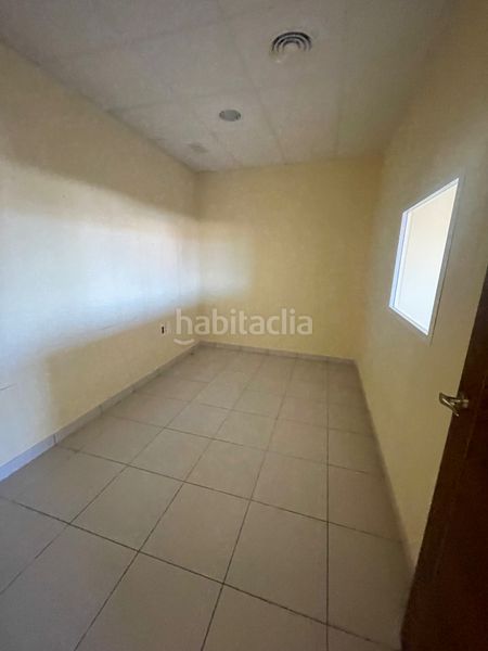Foto a793e70d-c021-43b0-92b0-ae616b8e286e. Local comercial a Almendralejo