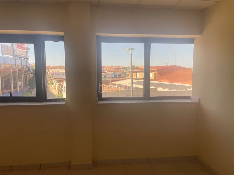 Foto aad576b3-8a75-4084-8624-5bd76c438e7e. Local comercial a Almendralejo