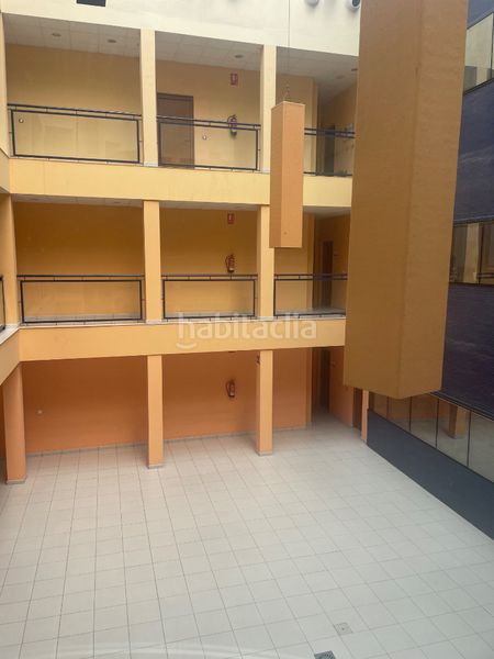 Foto c1eb1ce9-097e-4786-bcb3-ae3dd340216a. Local comercial a Almendralejo