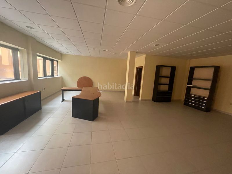 Foto 8025abce-a8a7-4b03-a00b-b2575086cc01. Local comercial a Almendralejo