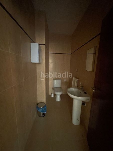 Foto d55ea401-fee5-45e0-b5bc-05301090149a. Local comercial a Almendralejo