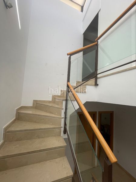 Foto 4a8e7daa-b2d5-4199-8d8a-32469ede2d2d. Casa adossada amb aparcament a Almendralejo