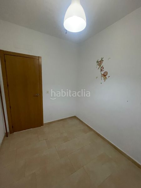 Foto bfb4cdd7-433f-48b3-9d48-a675e037d81b. Casa adossada amb aparcament a Almendralejo
