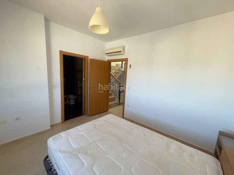 Foto cf74df9f-5b47-452b-8e92-4d1f7bb3429a. Casa adossada amb aparcament a Almendralejo