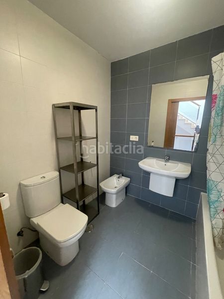 Foto d553cdcf-5e8b-43fd-9abc-5d5947b335b1. Casa adossada amb aparcament a Almendralejo