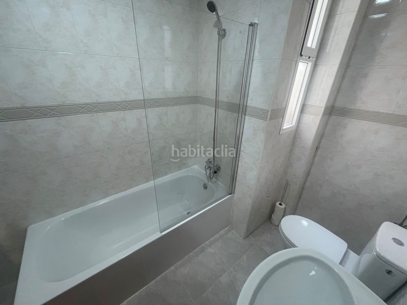 Foto 7093fd9a-16bf-457f-bf22-a3d9a4836039. Rent flat in Almendralejo