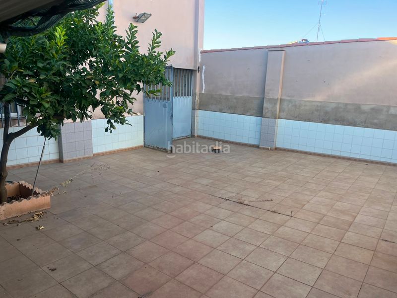 Foto bdec0115-e23a-4a27-a20a-93826f31db2a. Nau industrial a Almendralejo