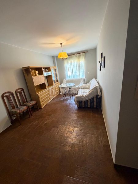 Foto 62f59f99-d60c-4e28-82e6-48e02ee8c595. Rent flat in Almendralejo