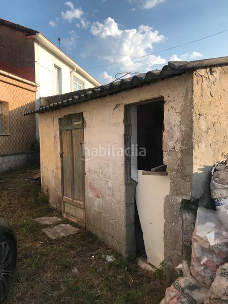 Foto 4c504624-91aa-4c85-bf74-e9cf2e2366e5. Casa adosada casa de piedra san juan dos plantas y desvan en Ferrol
