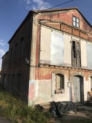 Casa adossada en A Malata - Catabois - Ciudad Jard�n. Casa de piedra san juan dos plantas y desvan