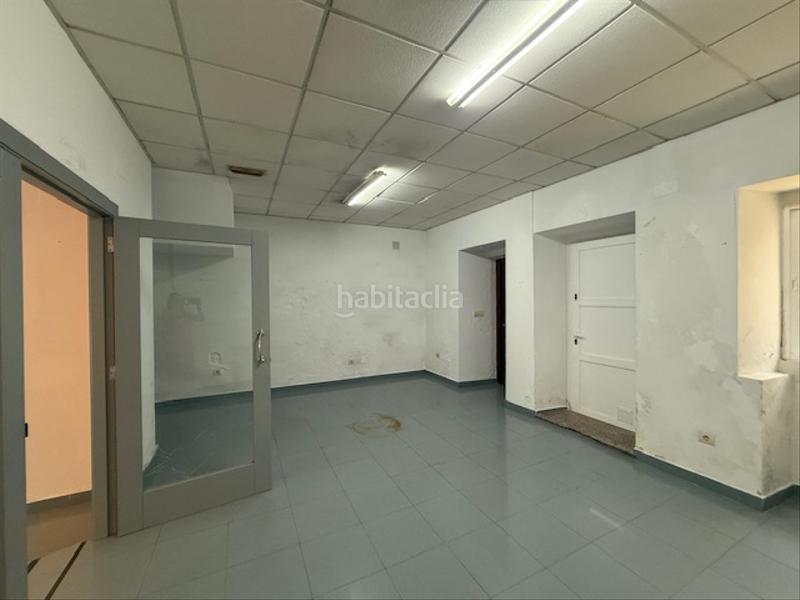 Foto d9cc743a-8f1d-414c-97b5-2cd50b34a194. Alquiler local comercial alquilerlocal comercial zona plaza del callao Centro en Ferrol