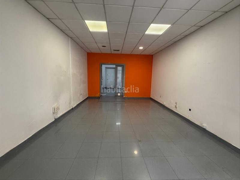 Foto e5b48705-373c-4248-8f59-8b68ea5fd61a. Alquiler local comercial alquilerlocal comercial zona plaza del callao Centro en Ferrol