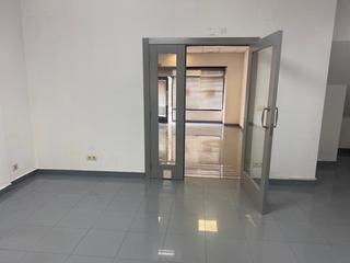 Lloguer Local Comercial a Centro. Alquilerlocal comercial zona plaza del callao centro ferrol