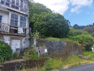 Casa en A Malata - Catabois - Ciudad Jardín. Casa de tres plantas con finca y excelentes vistas ria