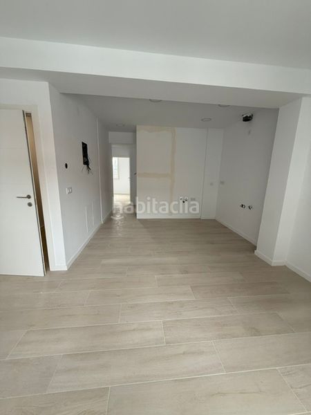 Foto 57f08b3b-145a-40cf-adff-966d6d9b2147. Pis amb calefacció a Centro Ferrol