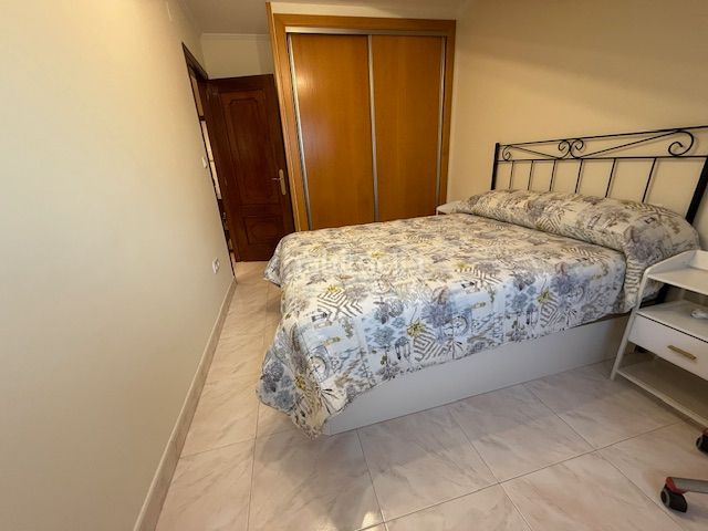 Foto 555a1fc6-8372-42cc-b6f5-76a664558b0b. Rent flat with heating in Centro Ferrol