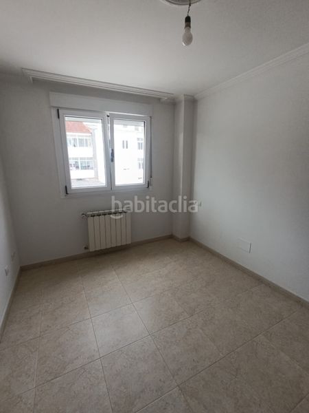 Foto ac679f54-7835-4b5d-81f5-cbe9b00183c4. Rent flat with heating parking in Alto del Castaño Narón