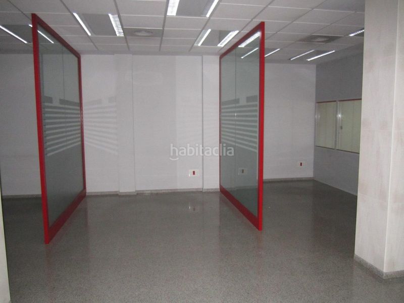 Foto 728265e7-302b-4f8f-8d29-9c868ccc1103. Local comercial a carrer pau del protectorat 26 a Tarragona