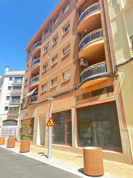 Foto c0f8427e-139e-4028-8841-ff33b44fbee9. Local comercial a carrer pau del protectorat 26 a Tarragona