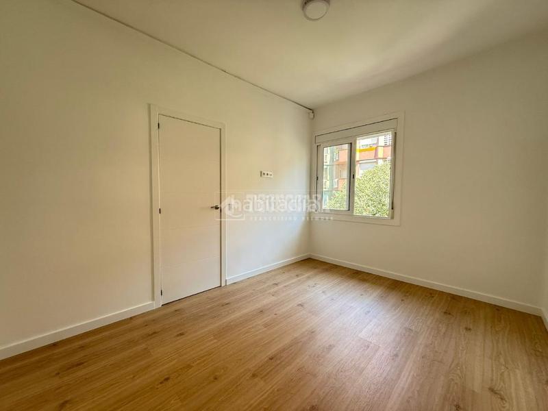 Foto 2b835d60-f38c-4647-8356-08275c188303. Piso  en venta en Sagrada Família Barcelona
