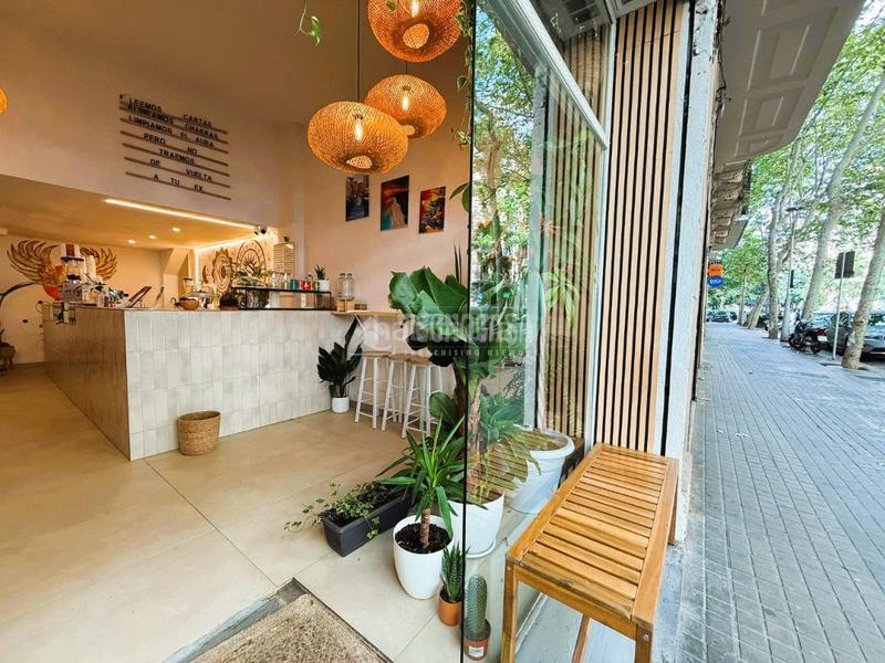 Foto 01d681de-bc42-46a9-a347-768786503fd1. Locale commerciale in Sagrada Família Barcelona