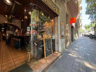 Business premise in Sagrada Família. Traspaso en venta en barcelona