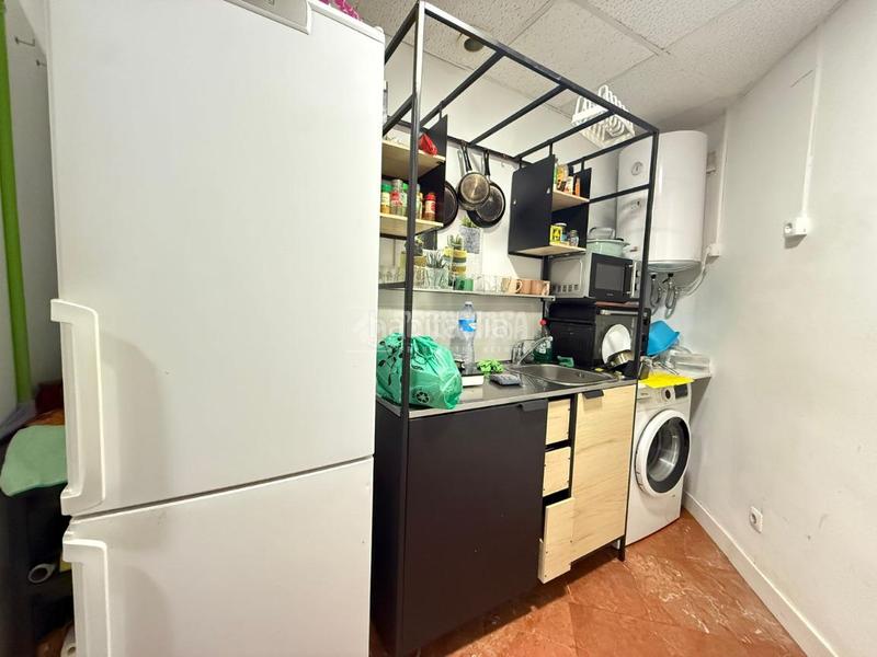 Foto 5657d9fc-12d1-4d54-b44e-f0b96582f51a. Office space with heating in Sagrada Família Barcelona