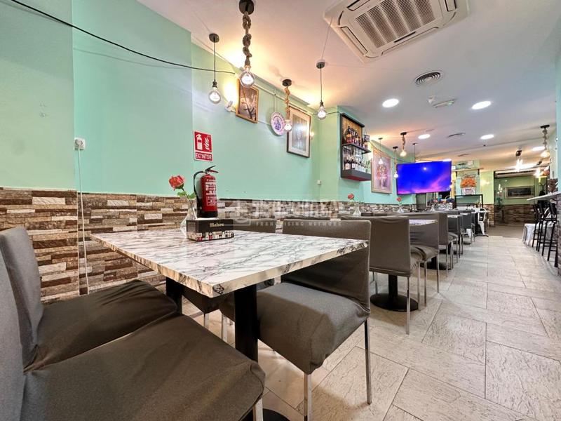 Foto 9bb7a0e0-a2fd-429a-b7d2-1b2495bed6c9. Geschäftsraum in Sagrada Família Barcelona