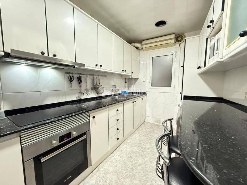 Foto 7273ef13-6ed6-448a-a33e-a43acc06a04a. Etagenwohnung mit heizung in Sagrada Família Barcelona