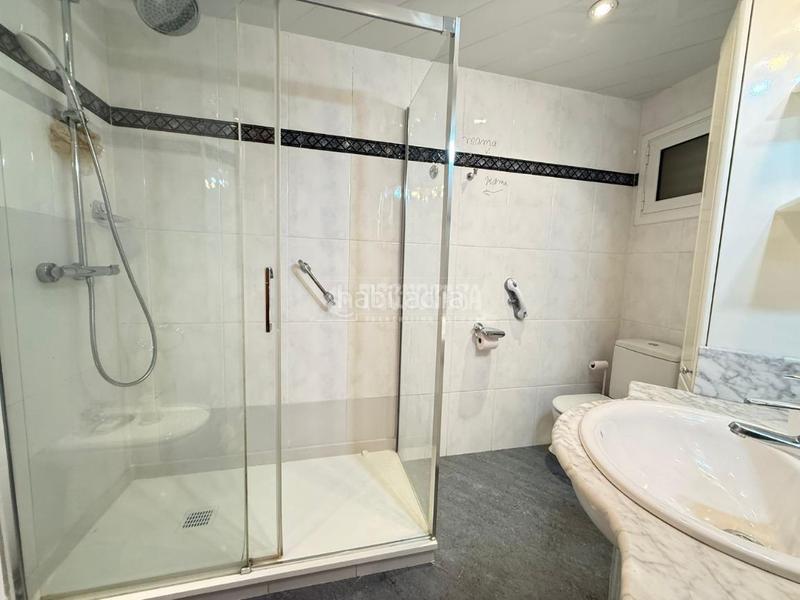 Foto bcb66053-cdea-44ef-9d2a-8728a2395f8d. Etagenwohnung mit heizung in Sagrada Família Barcelona