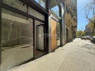 Local Comercial a Sagrada Família