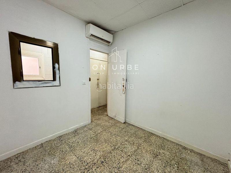 Foto 4acc74ba-b754-43c1-800d-44616c304c02. Local comercial a Sagrada Família Barcelona