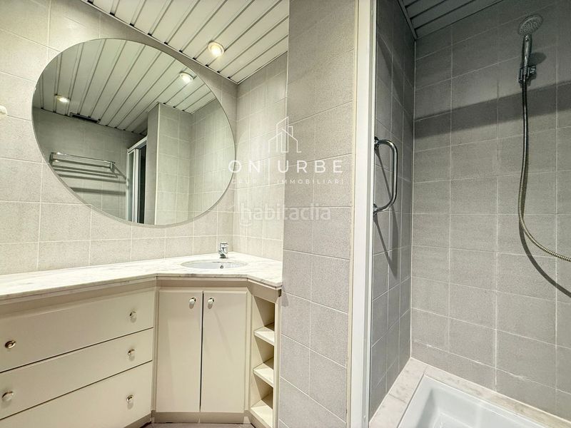 Foto 2c391dfe-070b-4011-80d5-6997bb363e03. Piso onurbe grup i piso en venta en la sagrada familia en Barcelona