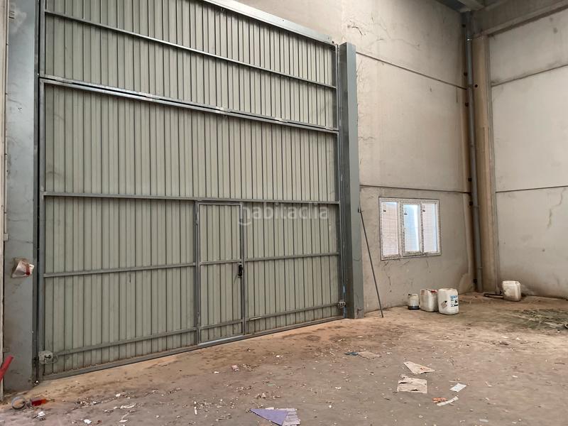 Foto f7623ffe-1e78-4012-8f7c-d1b920829c6d. Capannone industriale in calle peñarroya 19 in Tomelloso