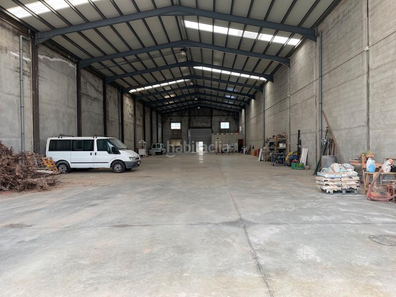 Foto 8fbde8e6-3bd6-438c-b758-4d6f5ba38333. Nau industrial a calle ruidera 13 a Tomelloso