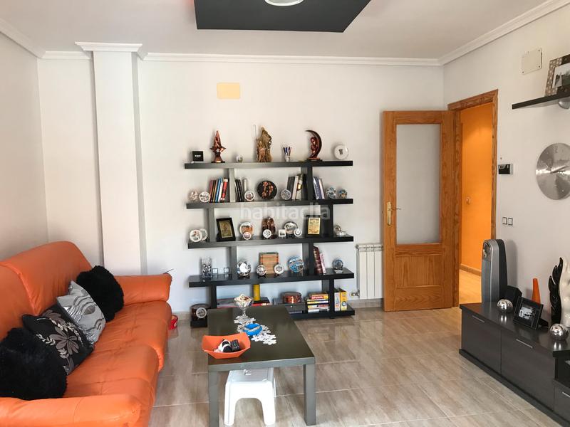 Foto d39f788e-f767-46d2-989b-124a9f3b444f. Casa in calle socuéllamos 129 in Tomelloso