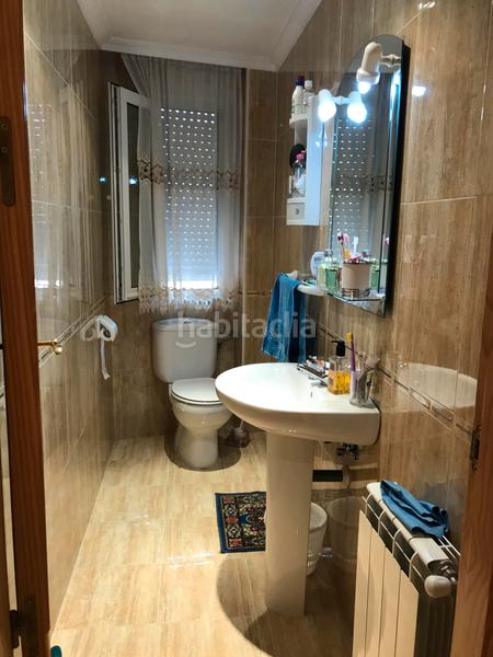 Foto 8d77ed23-4d1d-445c-8d3c-0e163c5f96dd. Maison dans calle socuéllamos 129 dans Tomelloso