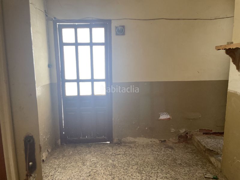 Foto 944f2b27-bb6c-4ec1-b5ef-06a730398444. Casa  para reformar en Tomelloso