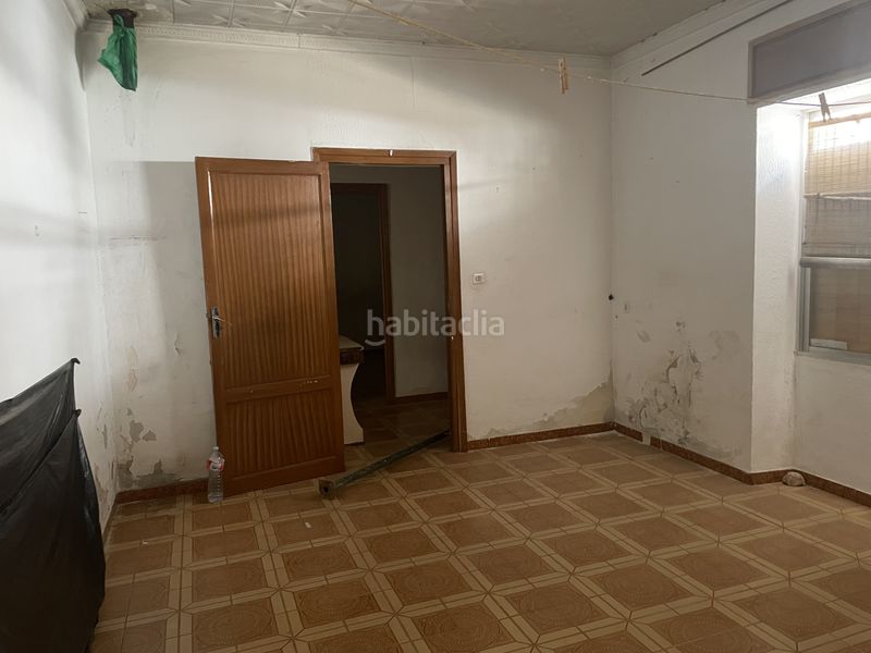 Foto f4111f4c-cac2-493d-9ae9-5d82673061a0. Casa  para reformar en Tomelloso