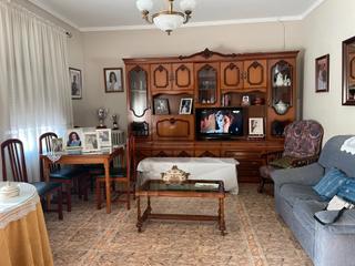 Casa  Calle santos burillo. Casa para entrar a vivir muy buena situación mejor ver