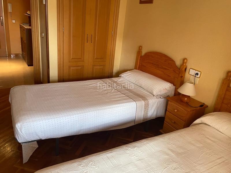 Foto 1d9dce88-dc61-4e1c-ad87-5650598980a8. Pis amb aparcament piscina a Levante Alto Benidorm