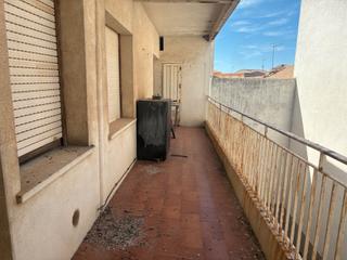 Appartement à Calle amos olivares 11. Piso grande en pedro muñoz en el centro