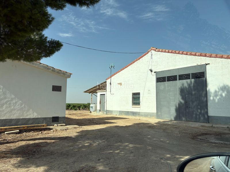 Foto 36e88690-5c88-4076-b895-663783583ff4. Finca rústica a cm-3103 38 a Tomelloso