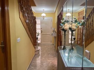 Semi detached house  Calle castilla la mancha