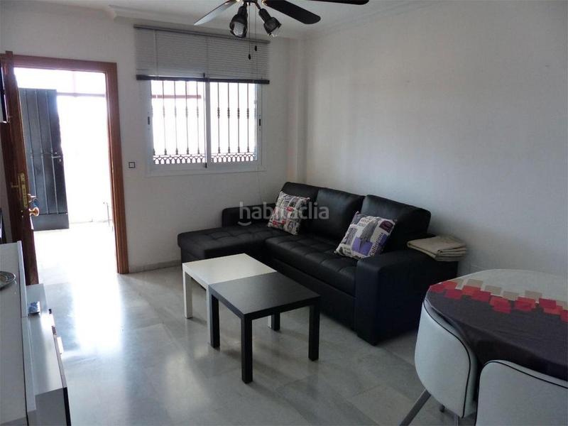 Foto 812dfe74-a32e-4dae-a3e4-8175954f5b1a. Alquiler piso  en alquiler en Los Boliches, – excelente ubicación cerca de todos los servicios en Fuengirola