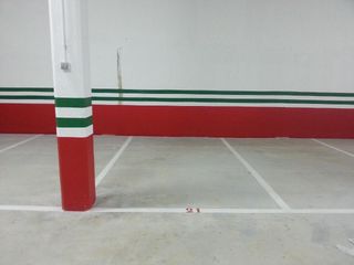 Parking voiture à Rúa Alcalde Toribio Salvadores 5
